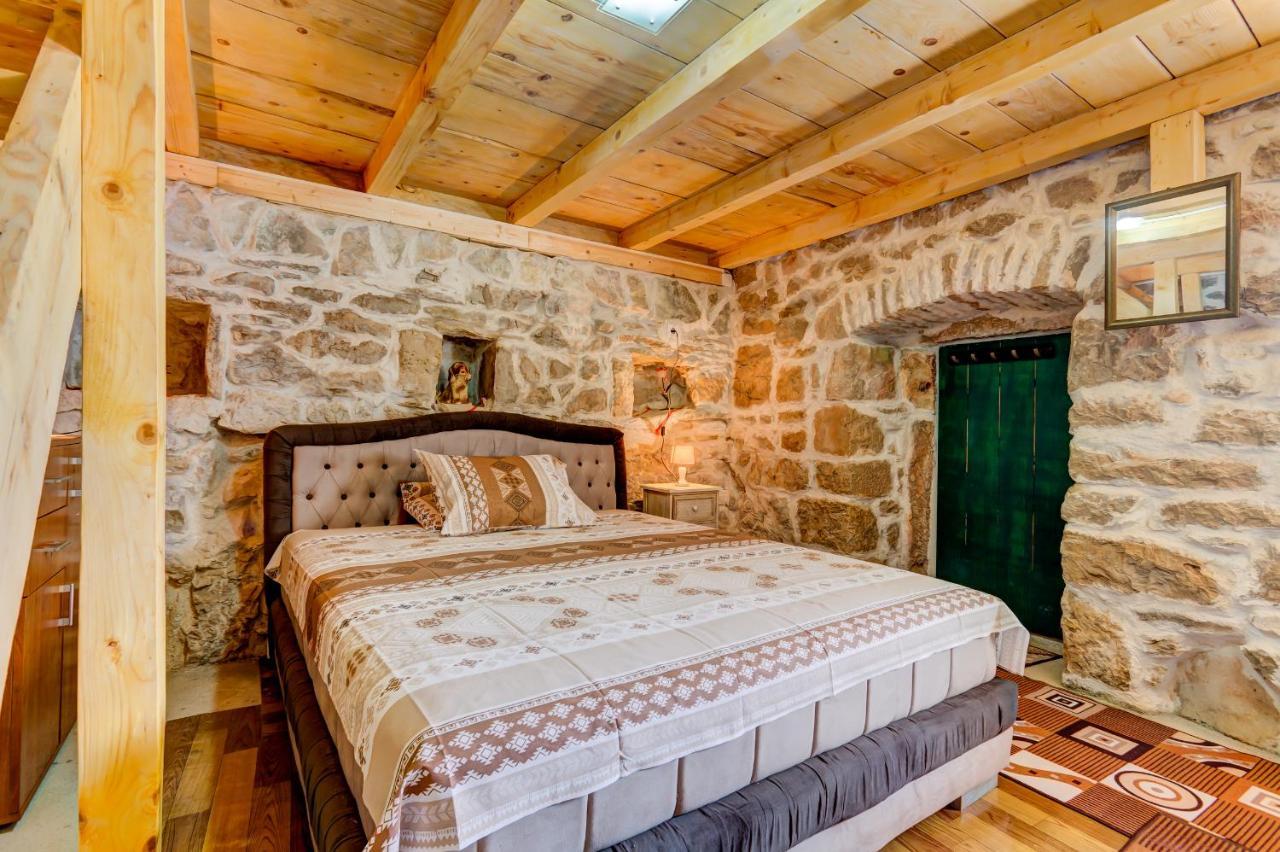 Brvnara Ethno House Kosic Herceg Novi